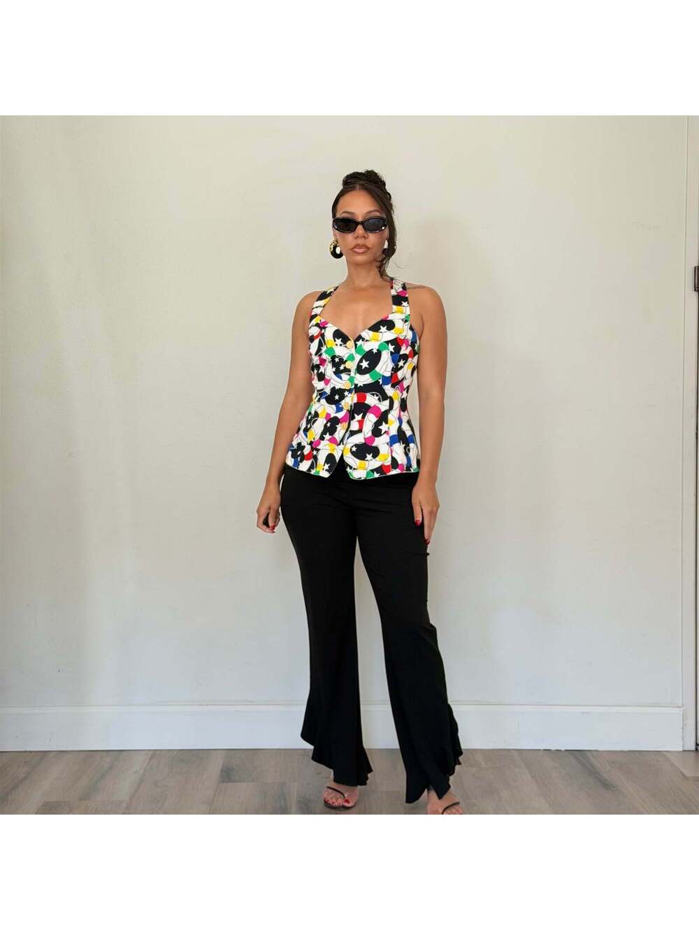 Escada - Picture 4 of 9